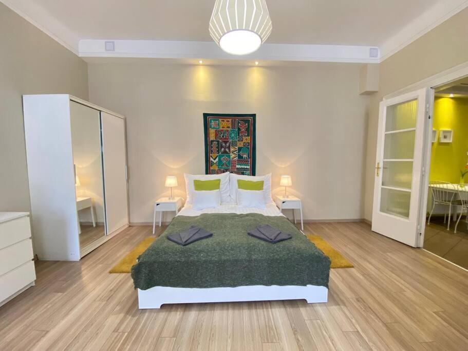 Orangehomes One Bedroom Comfy Apartment ブダペスト エクステリア 写真