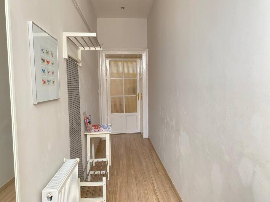Orangehomes One Bedroom Comfy Apartment ブダペスト エクステリア 写真