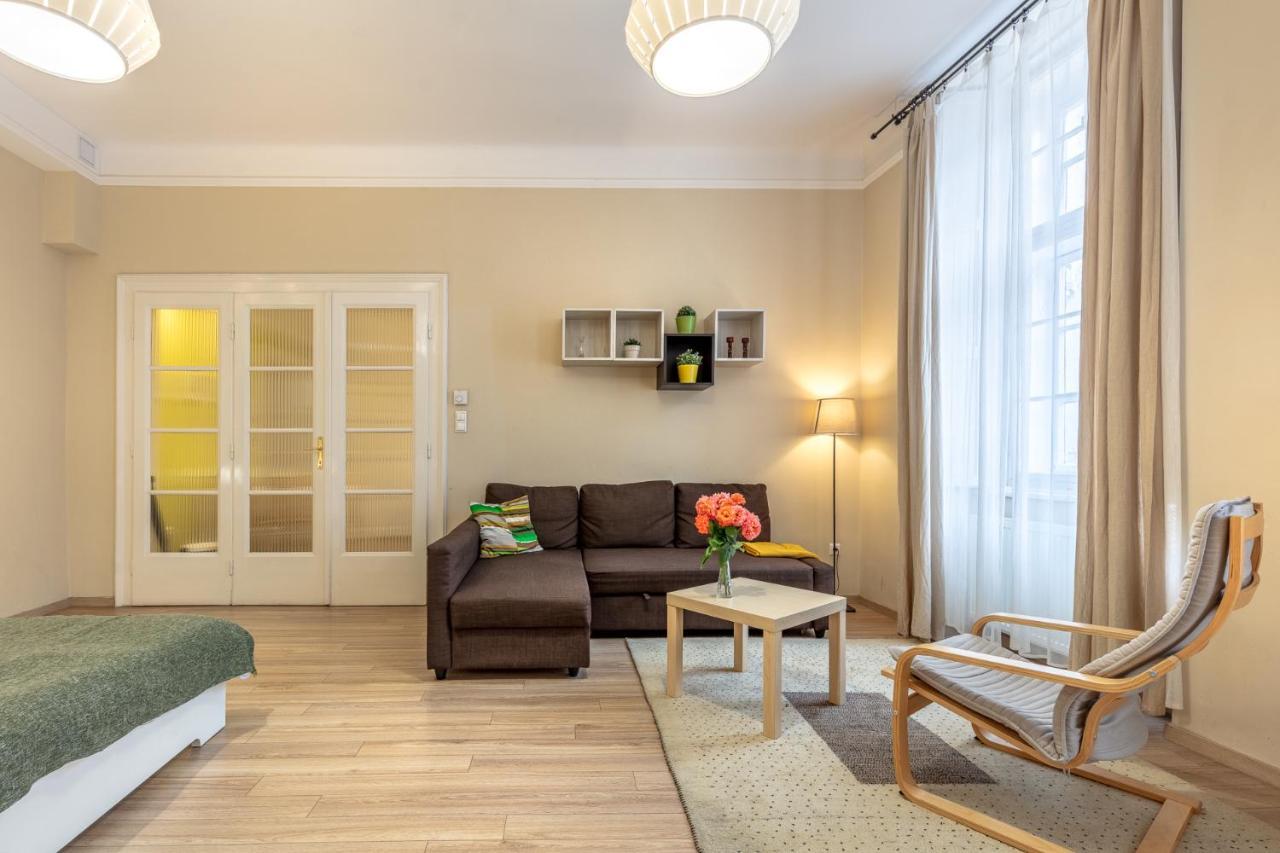 Orangehomes One Bedroom Comfy Apartment ブダペスト エクステリア 写真